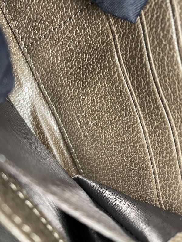 グッチ財布コピー全体デザイン